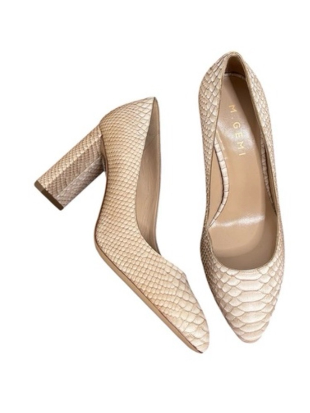 M. GEMI Lustro Snakeskin Pump Heels Cream
Leather Pointed Round Toe
